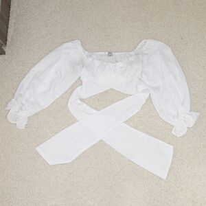 Beginning Boutique White Puffy, Long Sleeve Crop Top